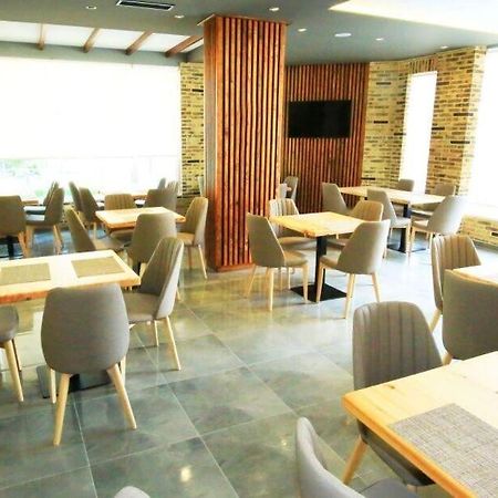 Hotel Rean 格勒姆 外观 照片