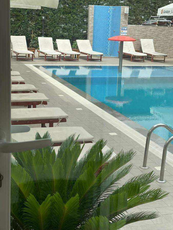 Hotel Rean 格勒姆 外观 照片